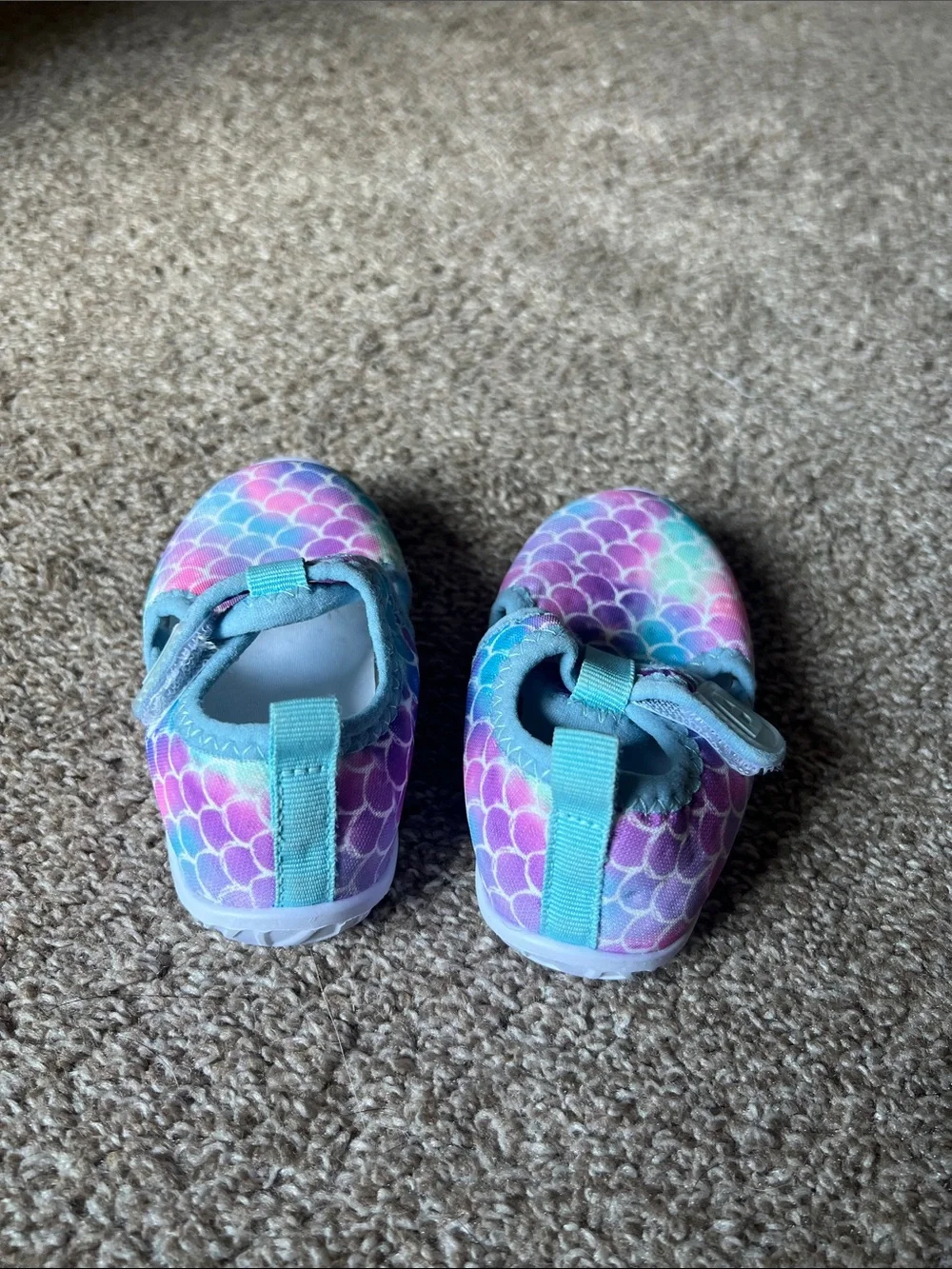 Toddler 5 in length Mermaid-Scale Water Shoes - Blue Pink Purple